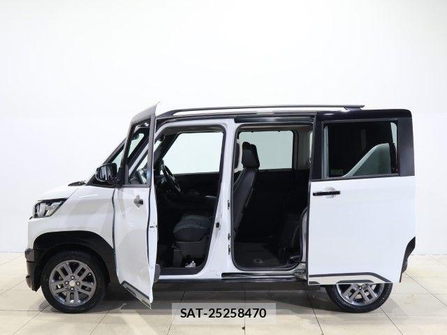 Mitsubishi DELICA MINI 2023-08 8207324-10