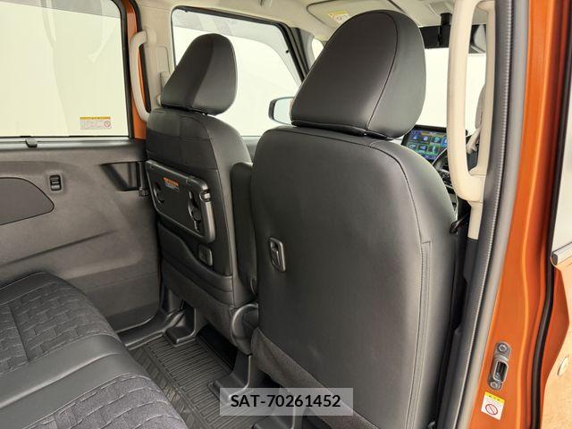 Mitsubishi DELICA MINI 2024-05 8207328-27