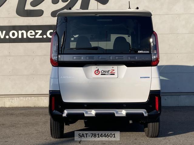 Mitsubishi DELICA MINI 2025-09 8245070-18