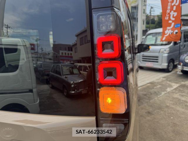 Mitsubishi DELICA MINI 2026-06 8245065-12