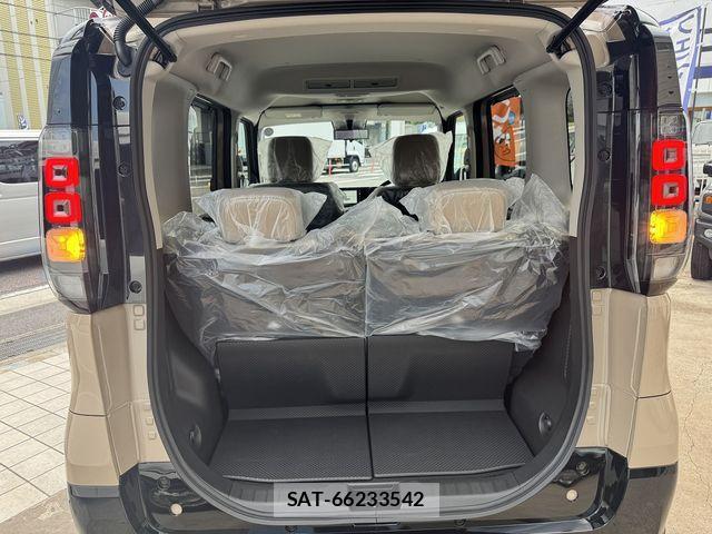 Mitsubishi DELICA MINI 2026-06 8245065-26