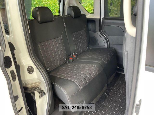 Mitsubishi DELICA MINI 2024-01 8245069-8
