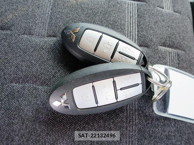 Mitsubishi DELICA MINI 2023-06 8245072-24
