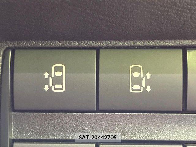 Mitsubishi DELICA MINI 2023-08 8335608-6