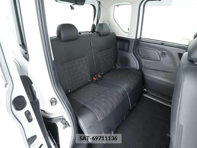 Mitsubishi DELICA MINI 2024-10 8365618-10