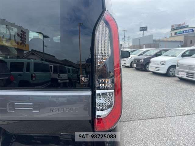 Mitsubishi DELICA MINI 2024-11 8365630-17