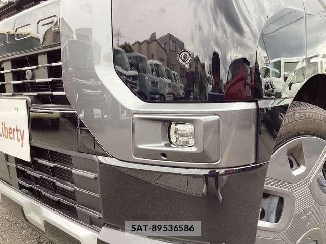 Mitsubishi DELICA MINI 2024-09 8365632-17
