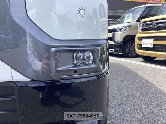 Mitsubishi DELICA MINI 2023-11 8365626-9