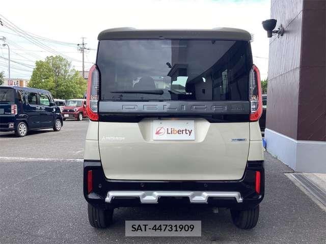 Mitsubishi DELICA MINI 2024-02 8365624-10