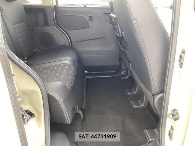 Mitsubishi DELICA MINI 2024-02 8365624-19