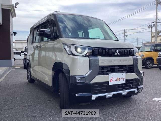Mitsubishi DELICA MINI 2024-02 8365624-7