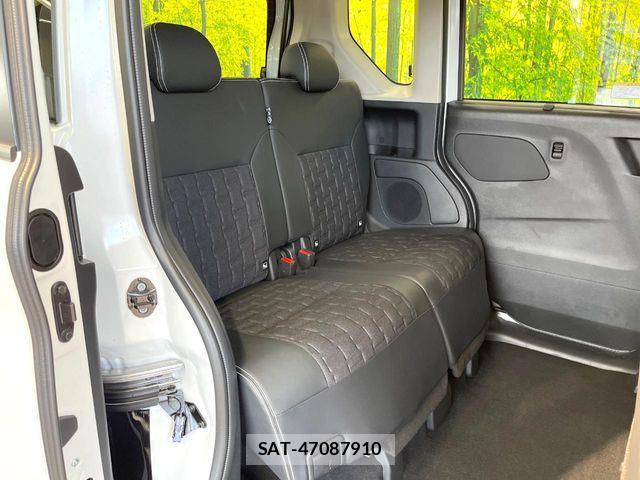 Mitsubishi DELICA MINI 2025-03 8561702-8