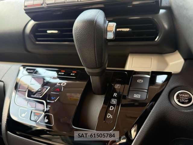 Mitsubishi DELICA MINI 2024-08 8626517-11