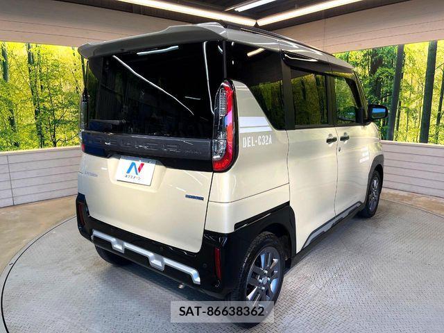 Mitsubishi DELICA MINI 2023-11 8626522-17