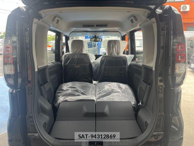 Mitsubishi DELICA MINI 2026-07 8666064-18