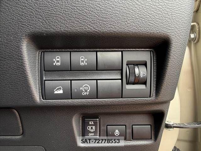Mitsubishi DELICA MINI 2023-11 8741744-3