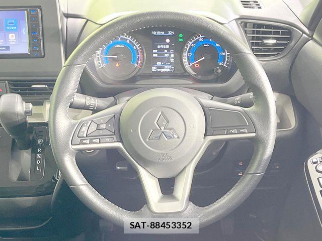 Mitsubishi DELICA MINI 2025-02 8741760-12
