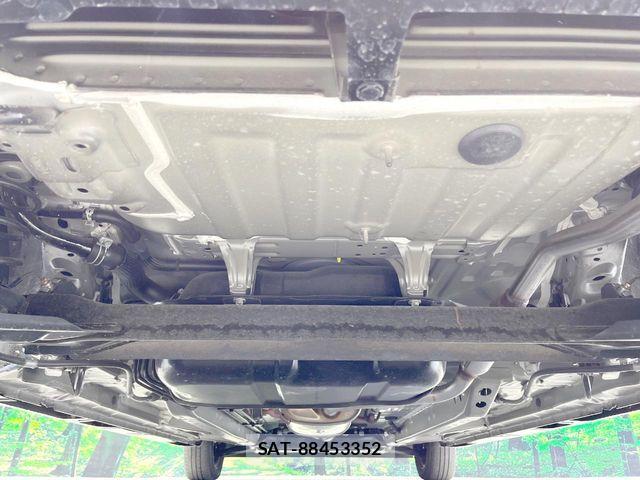 Mitsubishi DELICA MINI 2025-02 8741760-18