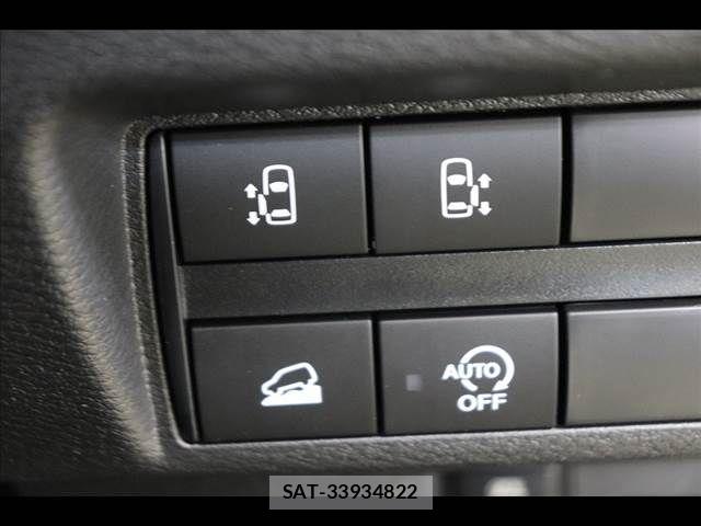 Mitsubishi DELICA MINI 2024-04 8741743-4