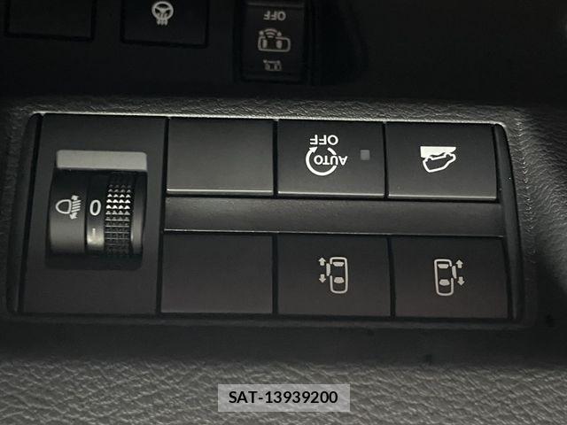 Mitsubishi DELICA MINI 2024-05 8741746-24