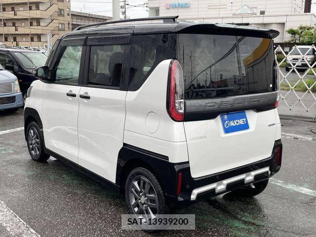 Mitsubishi DELICA MINI 2024-05 8741746-6