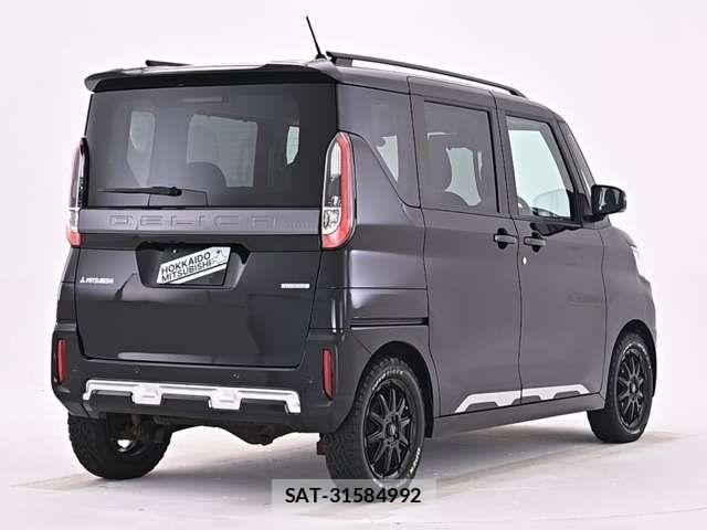 Mitsubishi DELICA MINI 2023-09 8741745-17