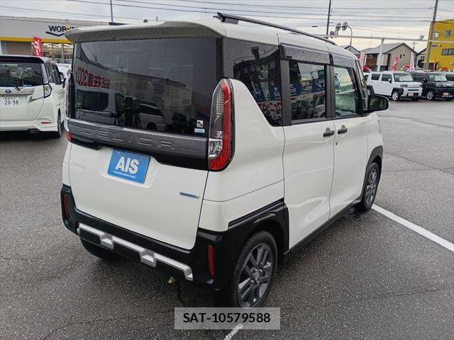 Mitsubishi DELICA MINI 2024-02 8780026-2