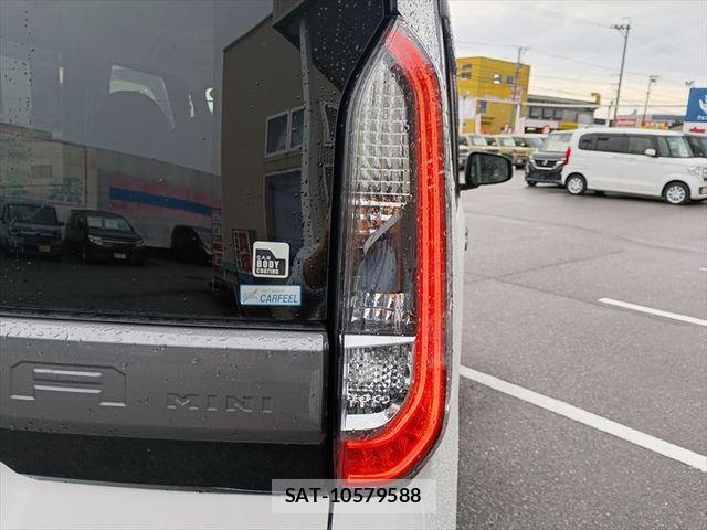 Mitsubishi DELICA MINI 2024-02 8780026-5
