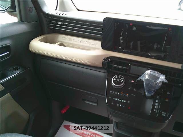 Mitsubishi DELICA MINI 2026-07 8795809-8