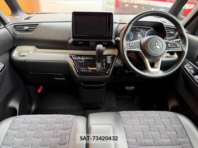 Mitsubishi DELICA MINI 2024-01 8828775-1