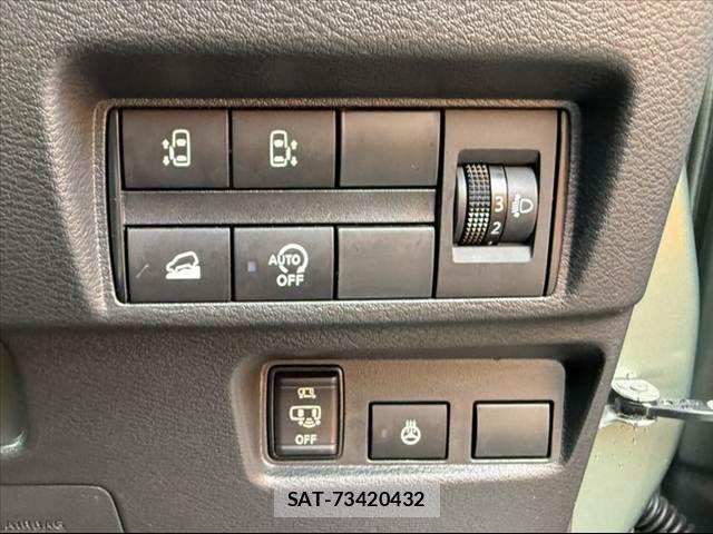 Mitsubishi DELICA MINI 2024-01 8828775-27