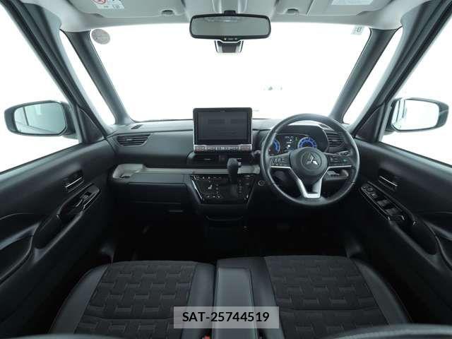 Mitsubishi DELICA MINI 2025-09 8828770-4