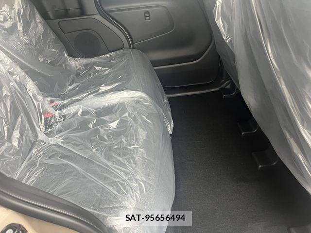 Mitsubishi DELICA MINI 2026-06 8828768-24