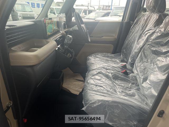 Mitsubishi DELICA MINI 2026-06 8828768-28