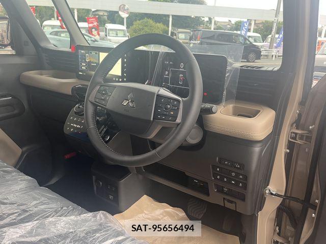 Mitsubishi DELICA MINI 2026-06 8828768-4