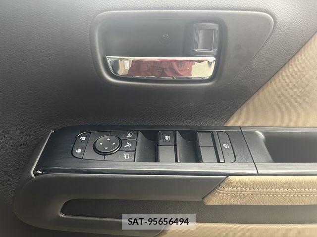 Mitsubishi DELICA MINI 2026-06 8828768-5