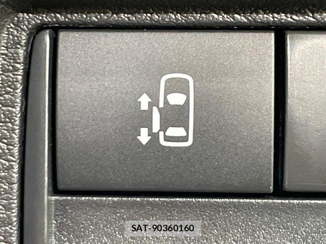 Mitsubishi DELICA MINI 2025-01 8828778-5