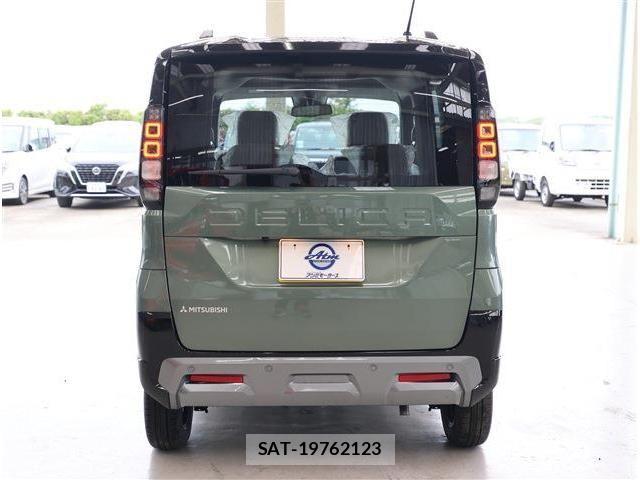 Mitsubishi DELICA MINI 2026-05 8870840-20