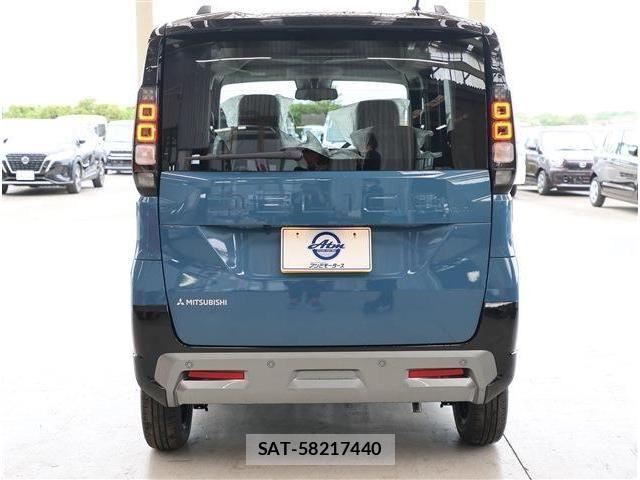 Mitsubishi DELICA MINI 2026-05 8870842-20