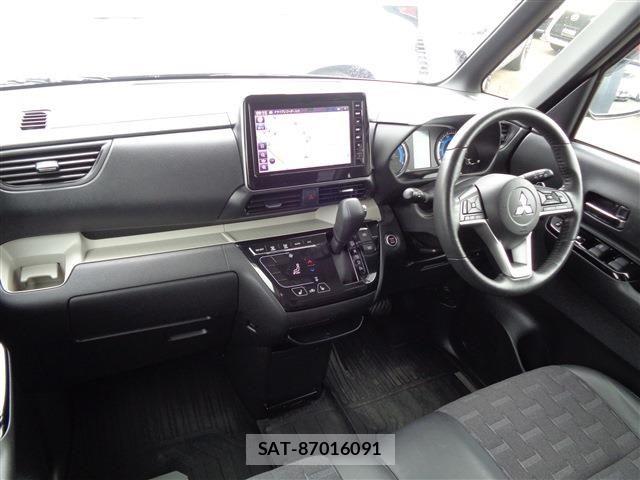 Mitsubishi DELICA MINI 2024-02 8879521-12