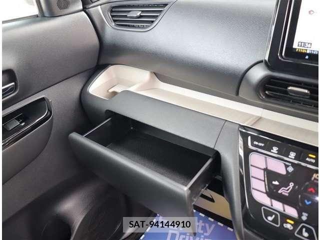 Mitsubishi DELICA MINI 2023-07 8879513-24