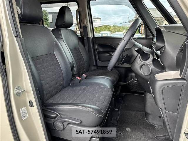 Mitsubishi DELICA MINI 2024-01 8879514-15