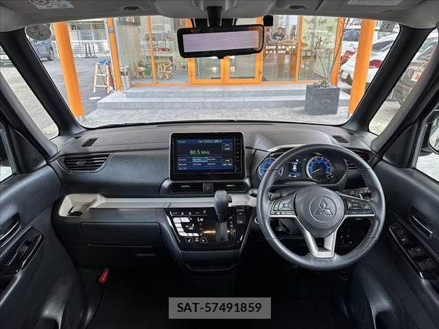 Mitsubishi DELICA MINI 2024-01 8879514-1