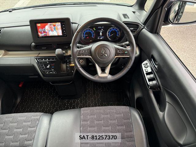 Mitsubishi DELICA MINI 2023-10 8879517-11