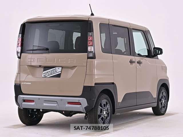 Mitsubishi DELICA MINI 2026-03 8879510-17