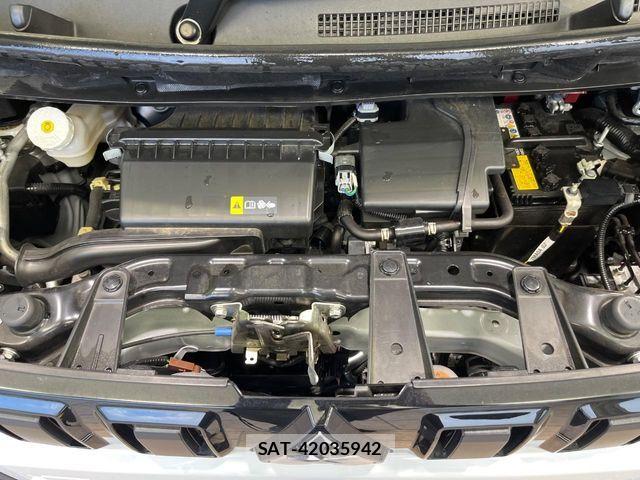 Mitsubishi DELICA MINI 2024-12 8883539-17