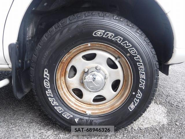 Mitsubishi DELICA SPACEGEAR 1996-02 1312625-5