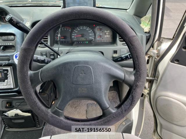 Mitsubishi DELICA SPACEGEAR 2000-09 7500300-9