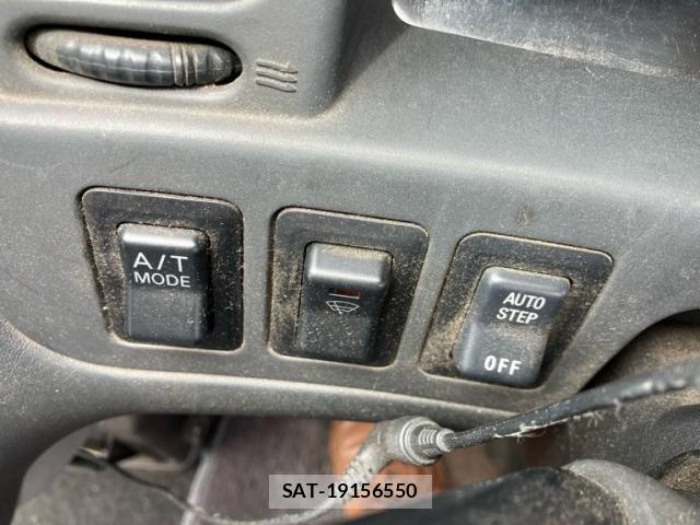 Mitsubishi DELICA SPACEGEAR 2000-09 7500300-12
