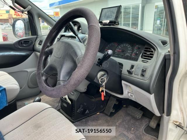 Mitsubishi DELICA SPACEGEAR 2000-09 7500300-14